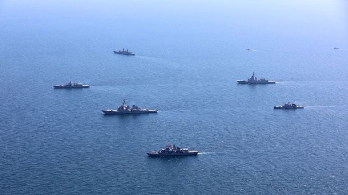 Как вяликому русскому флоту отогнать учения "Sea Breeze" от своих территориальных вод, которые не кончаются нигде